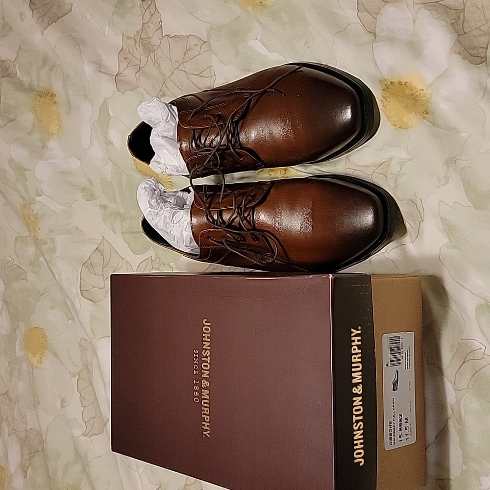 Men NEW shoe